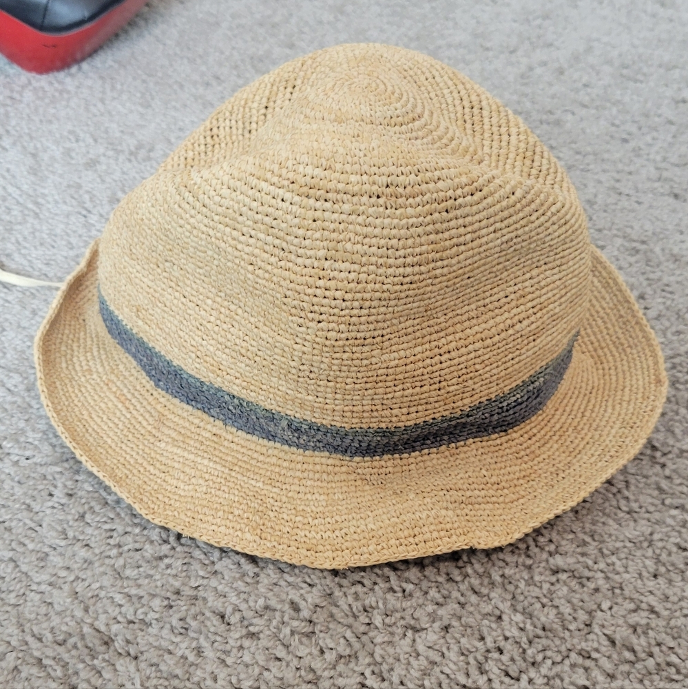 Flora Bella Hat - Picture 2 of 7